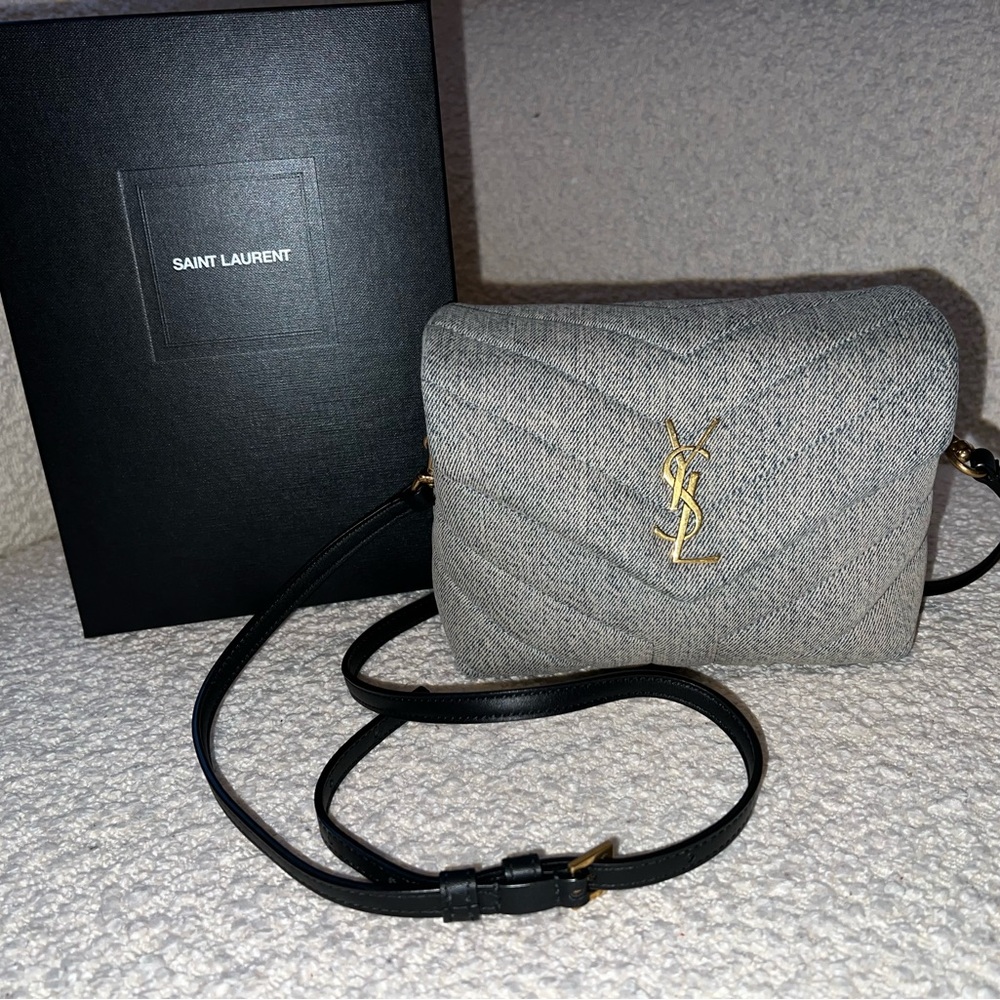 COPY - Yves Saint Laurent
Loulou Toy YSL Denim Shoulder Bag